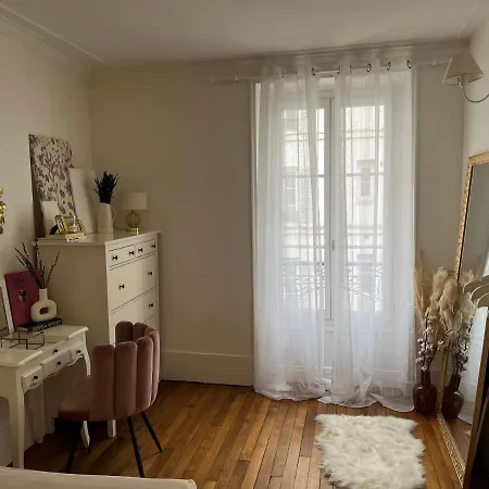 Parisian Appart *